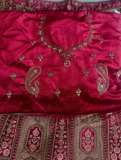 Royal Legacy – Heavily Embroidered Bridal Lehenga Set with Velvet & Net Dupattas